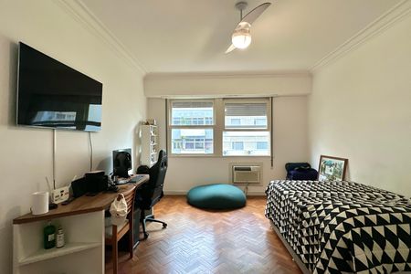 Apartamento à venda com 270m², 4 quartos e 2 vagas
