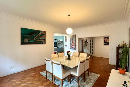 Apartamento à venda com 270m², 4 quartos e 2 vagas