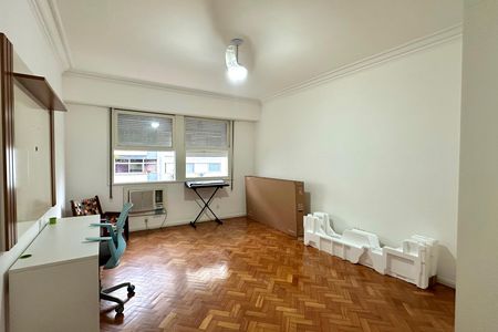 Apartamento à venda com 270m², 4 quartos e 2 vagas