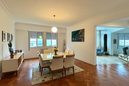 Apartamento à venda com 270m², 4 quartos e 2 vagas