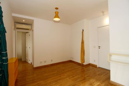 Apartamento para alugar com 65m², 2 quartos e 1 vaga Apartamento para alugar com 65m², 2 quartos e 1 vagaSala e Cozinha