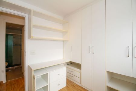 Apartamento para alugar com 65m², 2 quartos e 1 vaga Apartamento para alugar com 65m², 2 quartos e 1 vagaQuarto