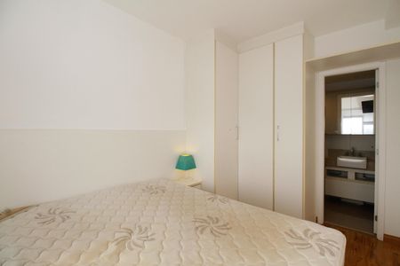 Apartamento para alugar com 65m², 2 quartos e 1 vaga Apartamento para alugar com 65m², 2 quartos e 1 vagaSuíte