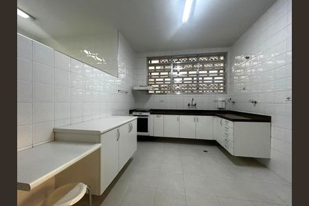 Apartamento à venda com 4 quartos, 188m² em Cerqueira César, São Paulo
