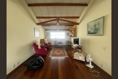 Casa de condomínio à venda com 278m², 4 quartos e 4 vagas