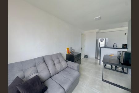 Sala de apartamento para alugar com 2 quartos, 45m² em Jardim Gracinda, Guarulhos
