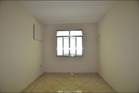 Quarto 1 de apartamento para alugar com 2 quartos, 103m² em Rocha Miranda, Rio de Janeiro