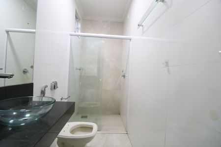 Casa para alugar com 360m², 4 quartos e 3 vagasBanheiro do Quarto 3