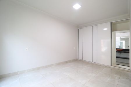 Casa para alugar com 360m², 4 quartos e 3 vagasQuarto 1 - Suíte