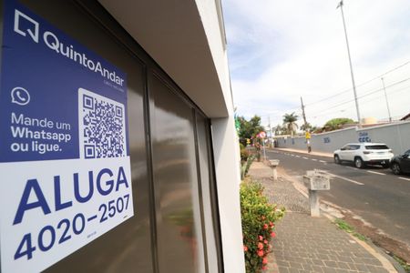 Casa para alugar com 360m², 4 quartos e 3 vagasPlaquinha