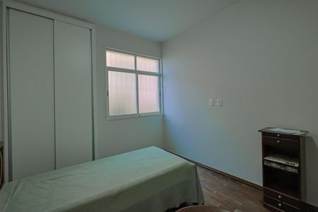 Casa à venda com 4 quartos, 300m² em Mangabeiras, Belo Horizonte