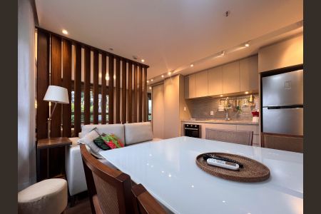 Sala de apartamento para alugar com 1 quarto, 44m² em Petrópolis, Porto Alegre