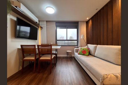 Sala de apartamento para alugar com 1 quarto, 44m² em Petrópolis, Porto Alegre