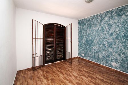 Quarto de casa para alugar com 1 quarto, 50m² em Jardim Nomura, Cotia