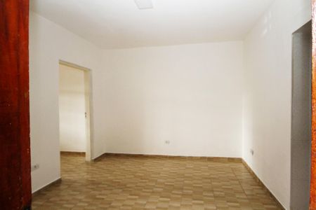 Entrada de casa para alugar com 1 quarto, 50m² em Jardim Nomura, Cotia