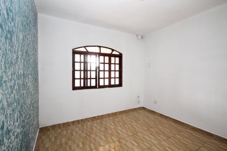 Casa para alugar com 50m², 1 quarto e 1 vagaQuarto