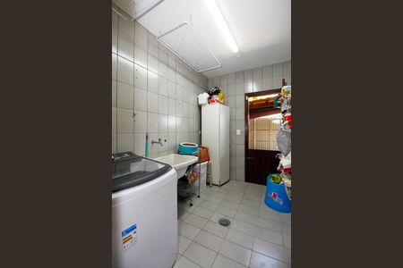 Área de Serviço de casa para alugar com 6 quartos, 250m² em Vila Madalena, São Paulo
