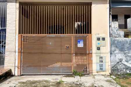 Casa para alugar com 45m², 1 quarto e sem vagaPlaca