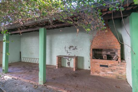 Casa à venda com 272m², 4 quartos e 3 vagas