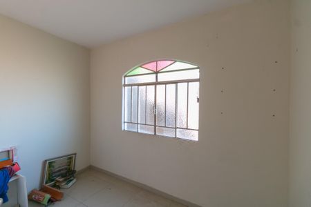 Casa à venda com 4 quartos, 272m² em Minas Caixa, Belo Horizonte