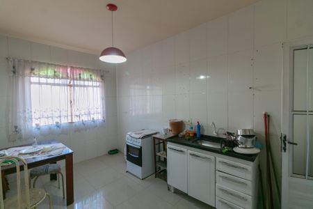 Casa à venda com 272m², 4 quartos e 3 vagas