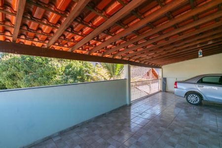 Casa à venda com 272m², 4 quartos e 3 vagas