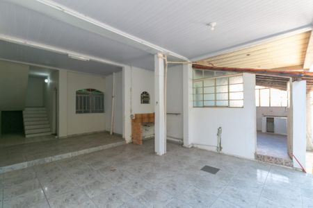 Casa à venda com 272m², 4 quartos e 3 vagas