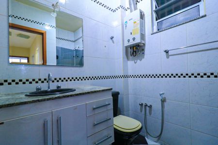 Apartamento à venda com 68m², 3 quartos e 1 vaga Apartamento à venda com 68m², 3 quartos e 1 vagaBanheiro social