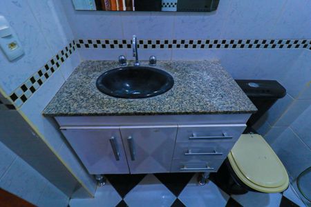 Apartamento à venda com 68m², 3 quartos e 1 vaga Apartamento à venda com 68m², 3 quartos e 1 vagaBanheiro social