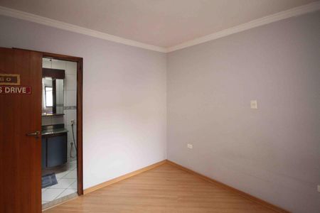 Casa à venda com 260m², 4 quartos e 4 vagas Casa à venda com 260m², 4 quartos e 4 vagasSuite