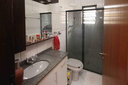 Banheiro da Suite 03 de casa à venda com 4 quartos, 260m² em Vila Zelina, São Paulo
