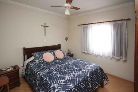 Casa à venda com 260m², 4 quartos e 4 vagas Casa à venda com 260m², 4 quartos e 4 vagasSuite 03