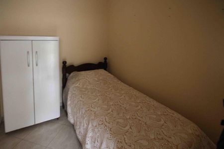 Casa à venda com 260m², 4 quartos e 4 vagas Casa à venda com 260m², 4 quartos e 4 vagasQuarto de Serviço