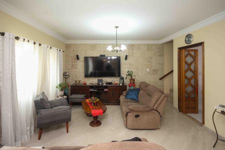 Sala de casa à venda com 4 quartos, 260m² em Vila Zelina, São Paulo