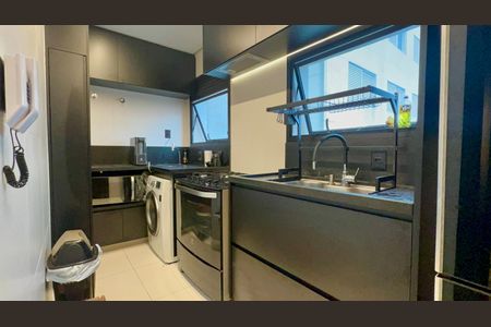 Cozinha de apartamento para alugar com 1 quarto, 157m² em Sumaré, São Paulo