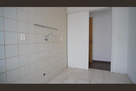 Cozinha  de apartamento para alugar com 2 quartos, 55m² em Morro Santana, Porto Alegre