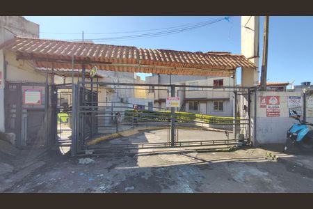Casa de condomínio para alugar com 55m², 2 quartos e 1 vaga Casa de condomínio para alugar com 55m², 2 quartos e 1 vagaFachada e portaria