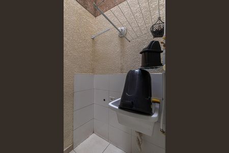 Área de Serviço de apartamento para alugar com 2 quartos, 42m² em Vila Carmosina, São Paulo