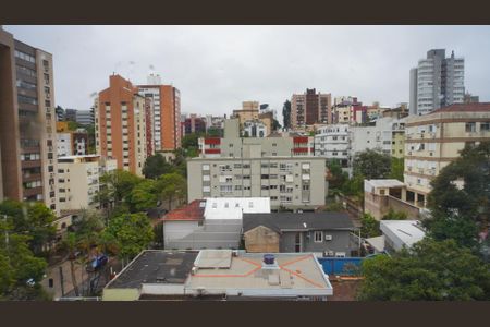 Vista da Rua de apartamento à venda com 1 quarto, 47m² em São João, Porto Alegre