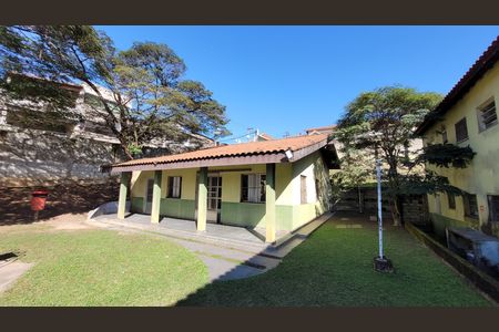 Apartamento para alugar com 2 quartos, 42m² em Vila Ursulina, Itaquaquecetuba