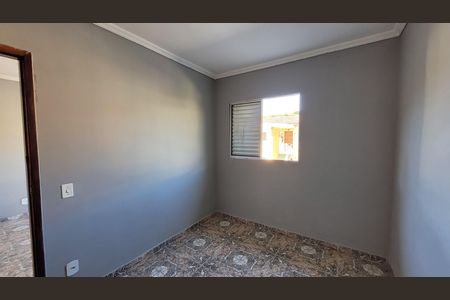 Quarto 02 de apartamento para alugar com 2 quartos, 42m² em Vila Ursulina, Itaquaquecetuba