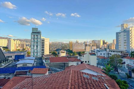 Apartamento para alugar com 113m², 3 quartos e 1 vaga