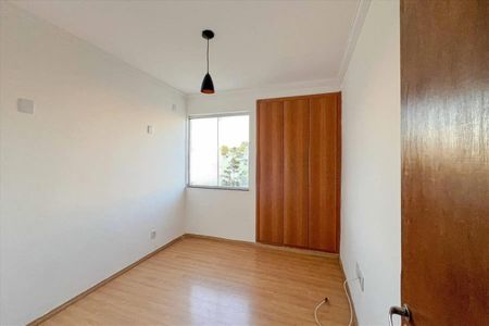 Apartamento para alugar com 113m², 3 quartos e 1 vaga Apartamento para alugar com 113m², 3 quartos e 1 vagaQuarto