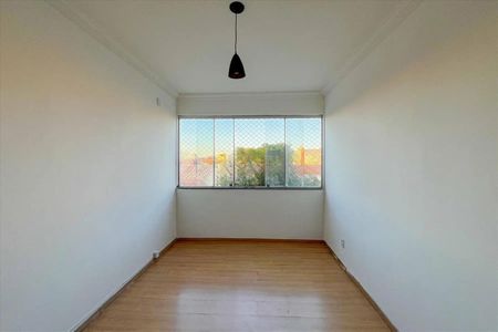 Apartamento para alugar com 113m², 3 quartos e 1 vaga Apartamento para alugar com 113m², 3 quartos e 1 vagaQuarto