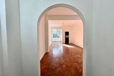 Apartamento à venda com 121m², 3 quartos e sem vaga Apartamento à venda com 121m², 3 quartos e sem vagaSala