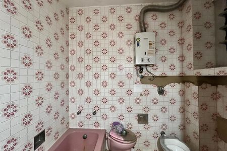 Apartamento para alugar com 110m², 3 quartos e sem vaga Apartamento para alugar com 110m², 3 quartos e sem vagaBanheiro 1