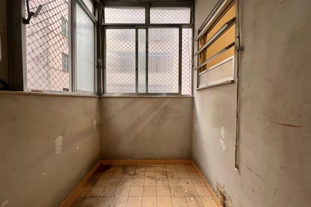 Apartamento para alugar com 110m², 3 quartos e sem vaga Apartamento para alugar com 110m², 3 quartos e sem vagaÁrea de Serviço