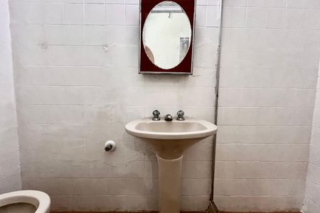 Apartamento à venda com 121m², 3 quartos e sem vaga Apartamento à venda com 121m², 3 quartos e sem vagaBanheiro 2