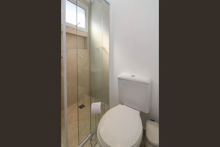 Apartamento para alugar com 70m², 3 quartos e 1 vaga Apartamento para alugar com 70m², 3 quartos e 1 vagaBanheiro da Suíte