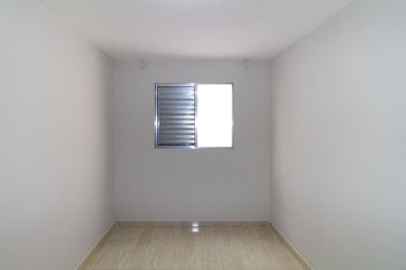 Quarto 2 de casa para alugar com 2 quartos, 70m² em Vila Independencia, São Paulo